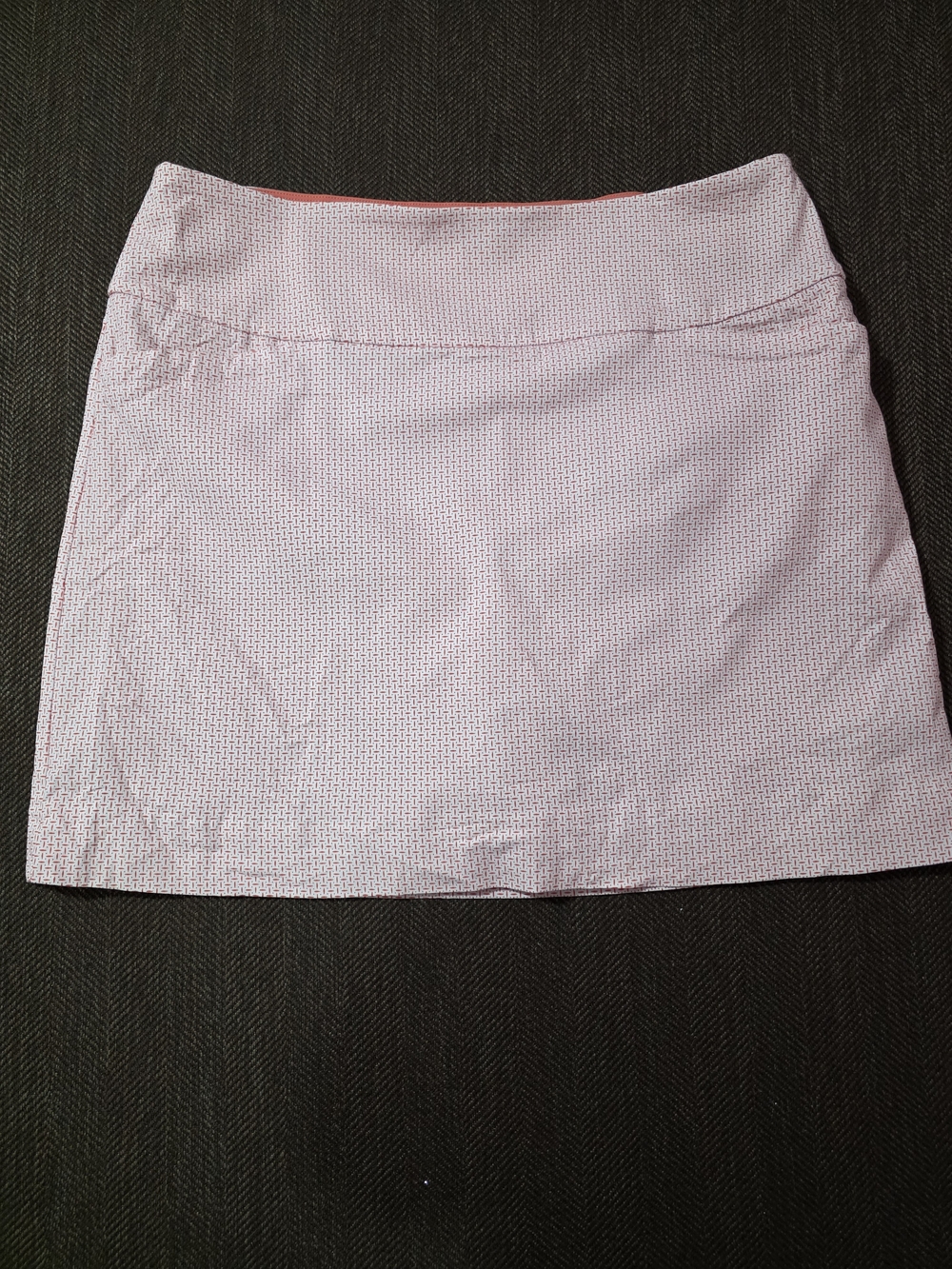 Women's Mini Skirt in Soft Pink with Micro-Print